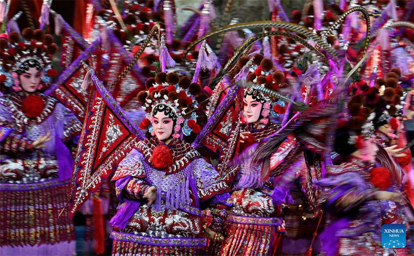 Vários tipos de música ao redor do mundo se encontram em Xi'an via comunica??o cultural