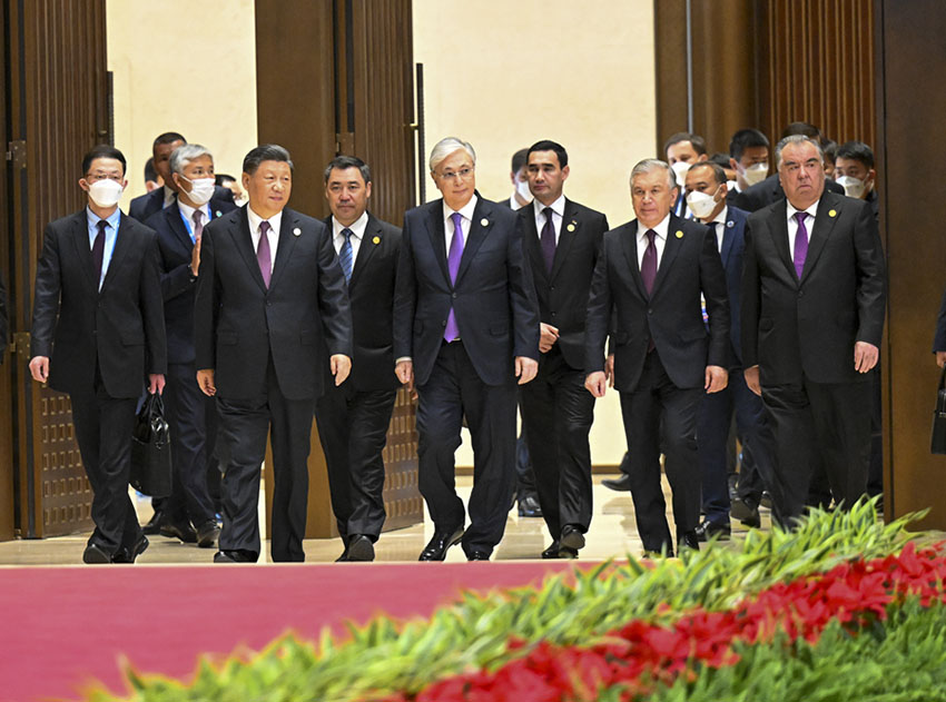 Xi Jinping e líderes da ásia Central se reúnem com a imprensa após Cúpula China-ásia Central