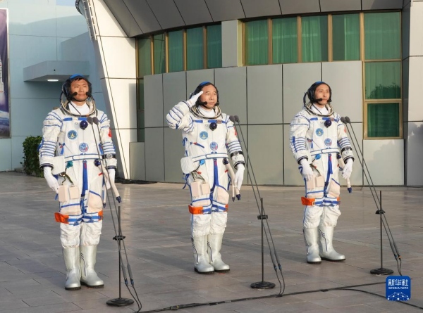 Realizada cerim?nia de despedida para astronautas chineses da miss?o Shenzhou-16