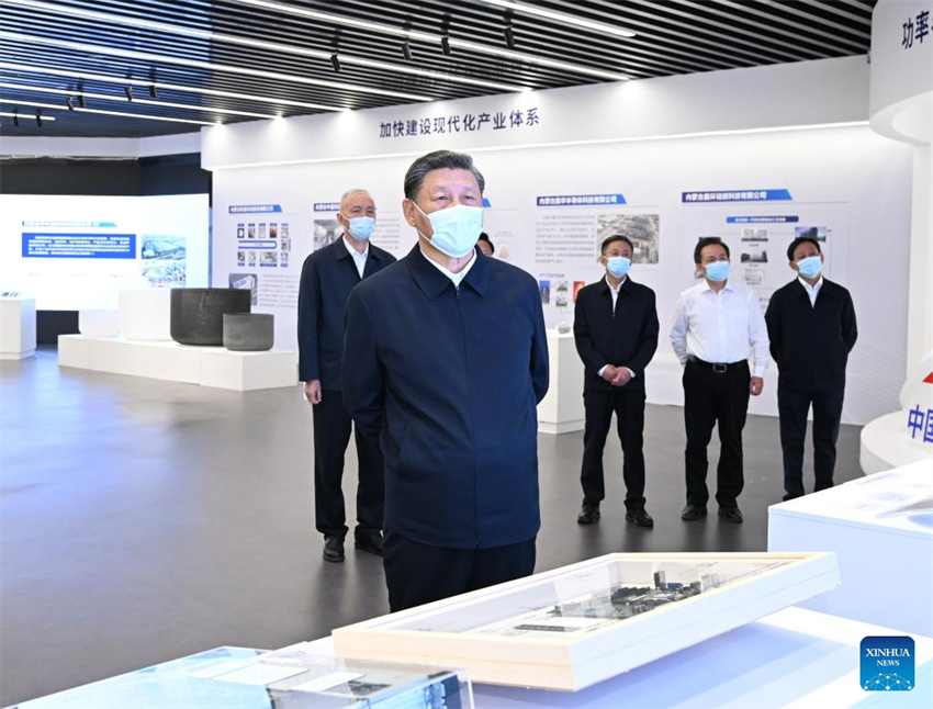 Xi Jinping pede à Mongólia Interior que busque desenvolvimento verde e promova moderniza??o chinesa