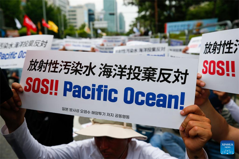 Pescadores sul-coreanos protestam contra descarga de águas residuais radioativas do Jap?o