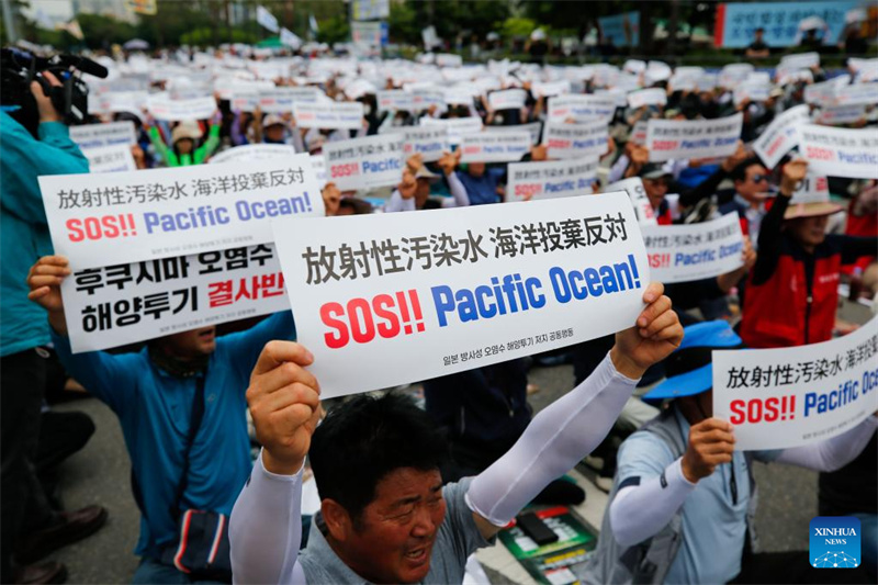 Pescadores sul-coreanos protestam contra descarga de águas residuais radioativas do Jap?o
