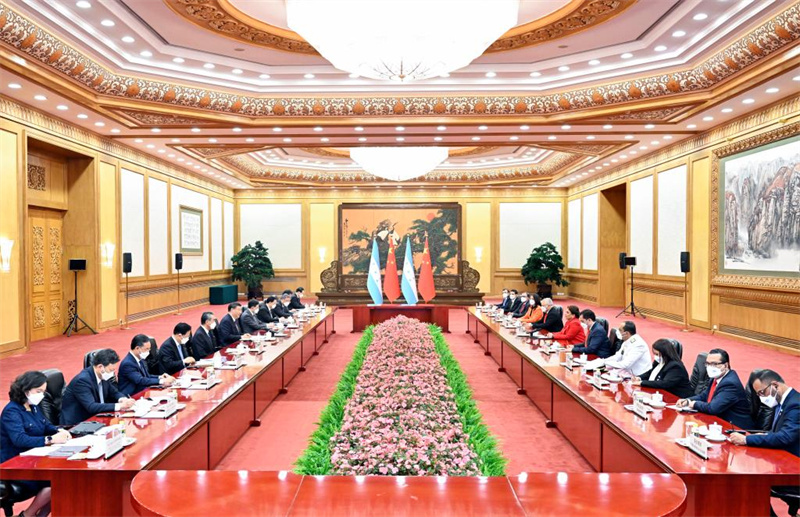 Xi Jinping e Xiomara Castro tra?am rumo para la?os China-Honduras em reuni?o histórica