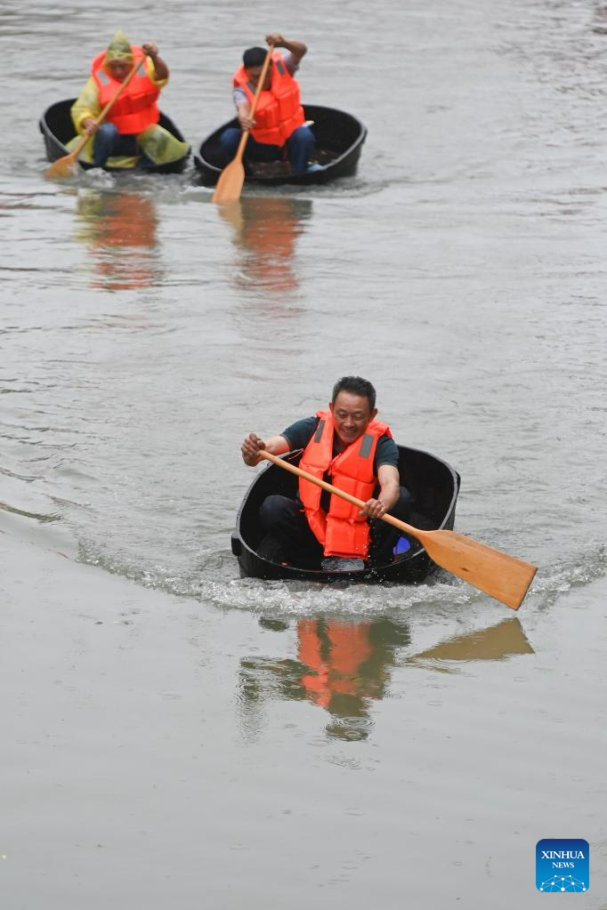 Residentes em Zhejiang celebram o próximo Festival do Barco do Drag?o