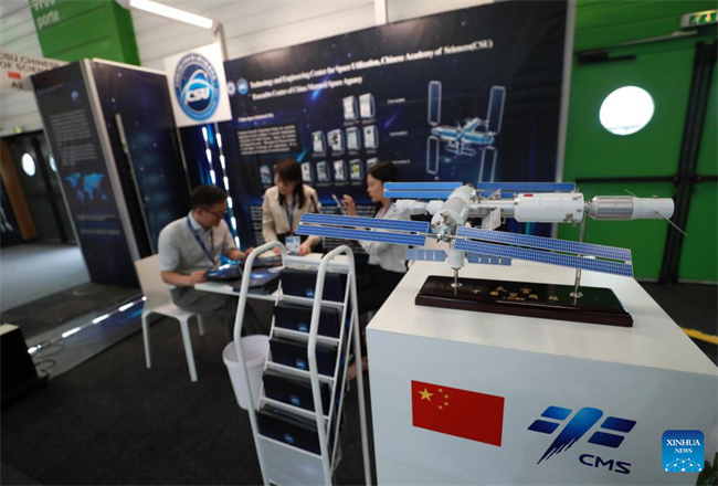 Empresas chinesas apresentam várias novidades no 54o Paris Air Show