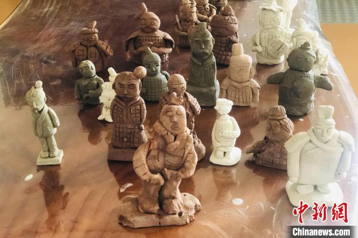 Crian?as criam miniatura do 