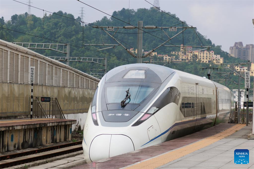 Ferrovia de alta velocidade Guiyang-Nanning inicia oficialmente testes de opera??o