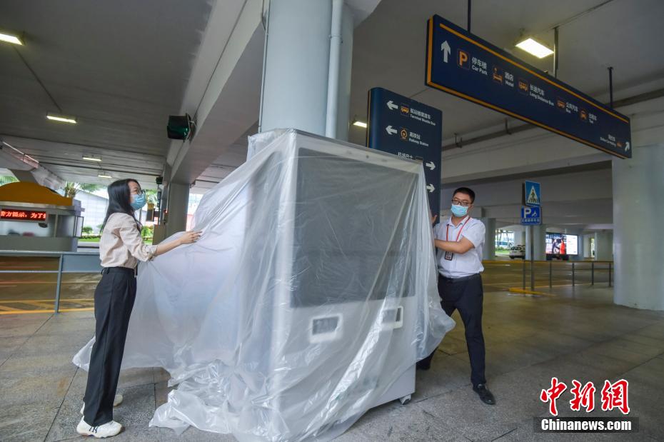 Tuf?o Talim provoca cancelamento de voos no aeroporto de Haikou