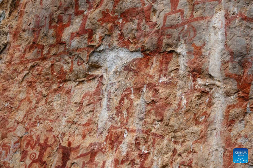 Galeria: Arte rupestre de Huashan em Guangxi