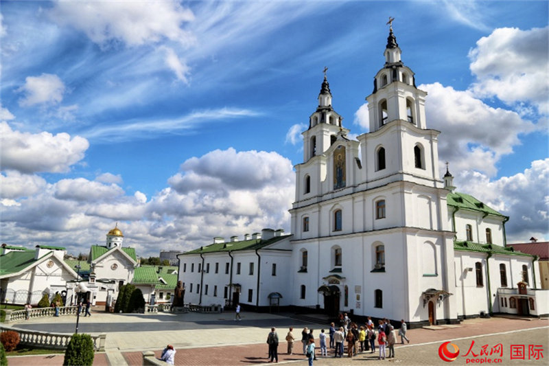 Minsk: cidade pitoresca ao longo do Cintur?o e Rota