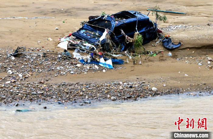 Inunda??es afetam gravemente áreas urbanas e rurais no leste da China devido ao tuf?o Haikui