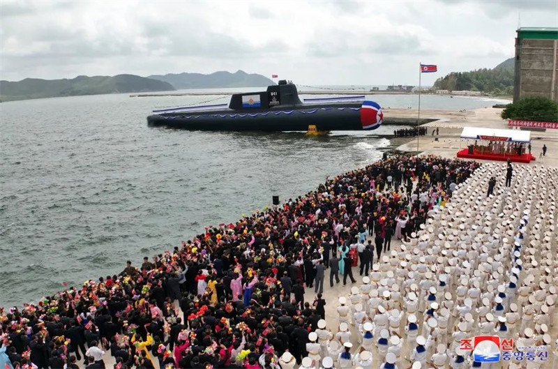 RPDC lan?a primeiro submarino de ataque nuclear tático