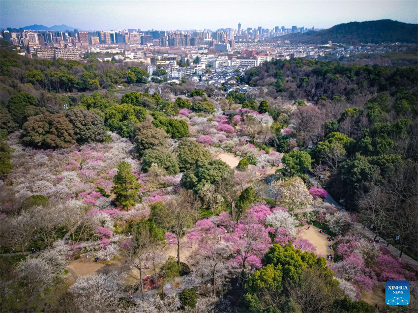 Vistas aéreas de Hangzhou, cidade-sede dos 19o Jogos Asiáticos