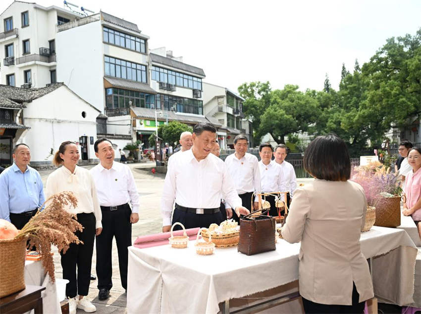 Xi Jinping pede que Zhejiang escreva um novo capítulo no avan?o da moderniza??o chinesa