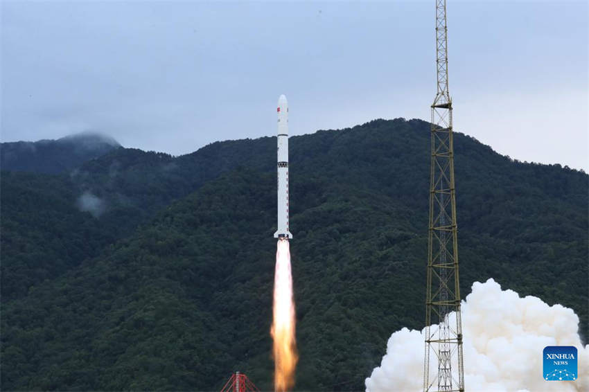 China lan?a novo satélite de sensoriamento remoto