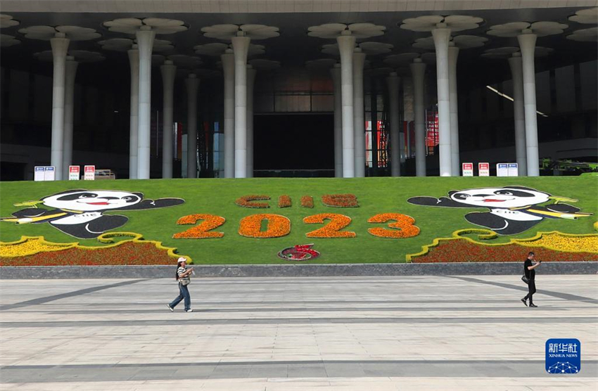Galeria: Shanghai decorada para receber Exposi??o Internacional de Importa??o da China