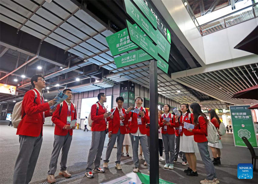 Voluntários da 6a CIIE iniciam treinamento presencial