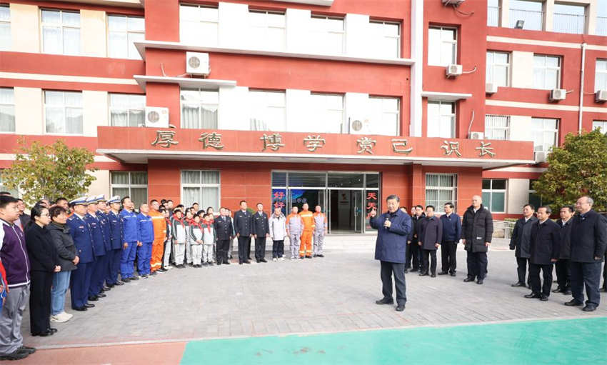 Xi Jinping inspeciona reconstru??o pós-inunda??o em Beijing e Hebei