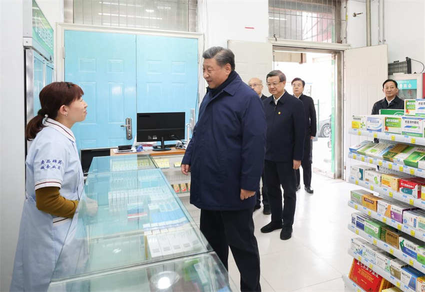 Xi Jinping inspeciona reconstru??o pós-inunda??o em Beijing e Hebei