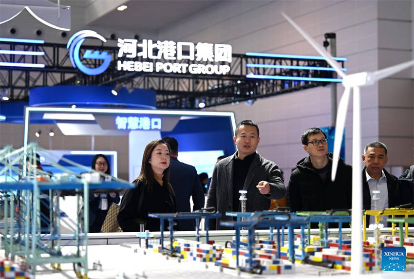 Expo Internacional da Indústria de Navega??o é inaugurada no norte da China