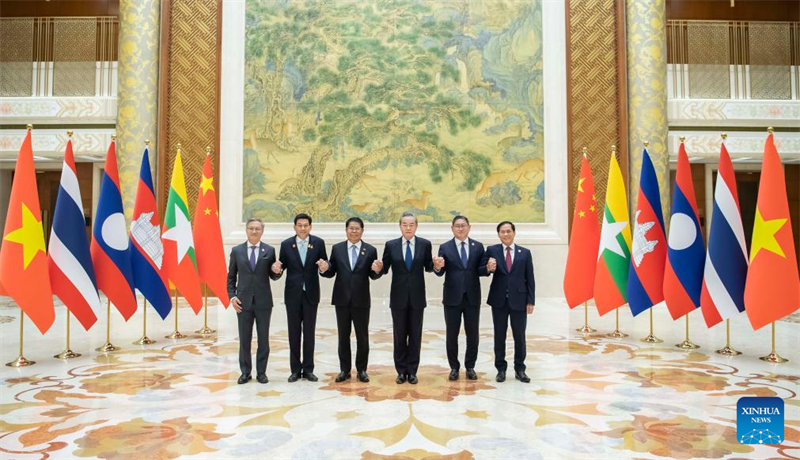 Oitava Reuni?o de Ministros das Rela??es Exteriores da Coopera??o Lancang-Mekong realizada em Beijing