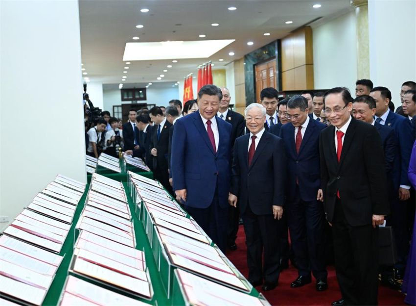 China e Vietn? concordam em construir uma comunidade com futuro compartilhado que possui significado estratégico