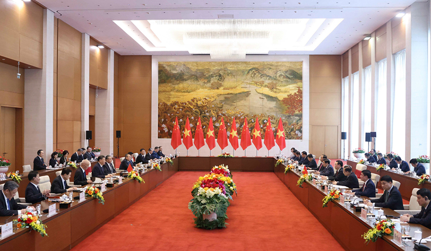 Xi Jinping diz que China e Vietn?, sob novas circunstancias, devem avan?ar no caminho de amizade e coopera??o