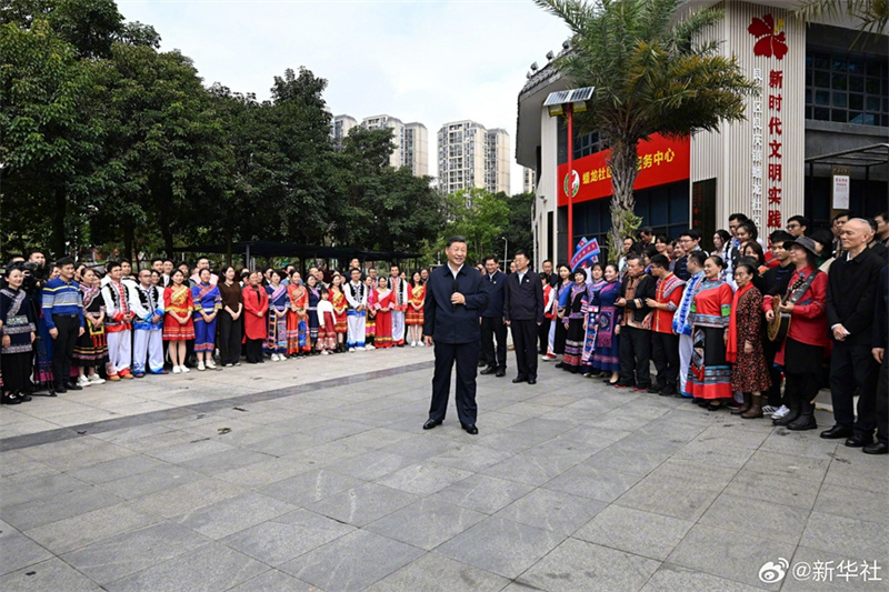 Xi Jinping inspeciona Nanning