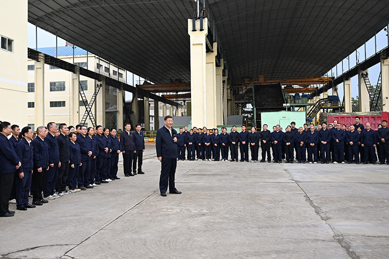 Xi Jinping pede que Guangxi escreva seu capítulo na moderniza??o chinesa