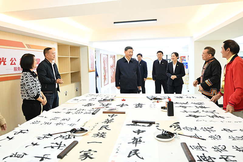 Xi Jinping pede que Guangxi escreva seu capítulo na moderniza??o chinesa