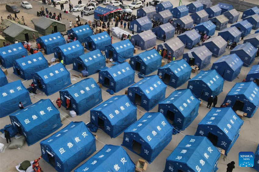 China intensifica a??es de alívio em regi?es atingidas pelo terremoto