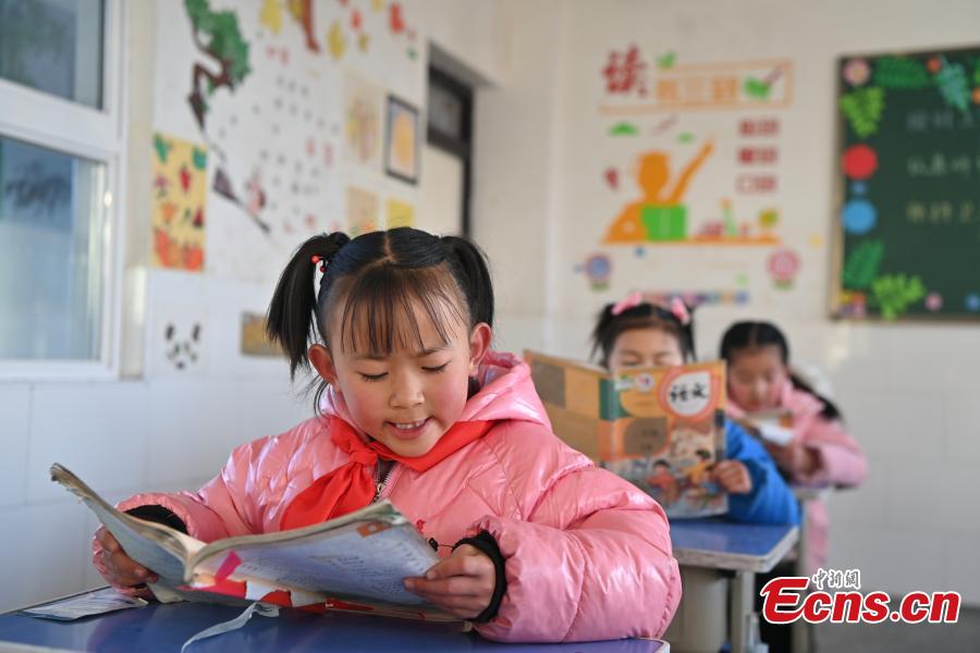 Gansu: aulas s?o retomadas no condado de Jishishan, atingido pelo terremoto