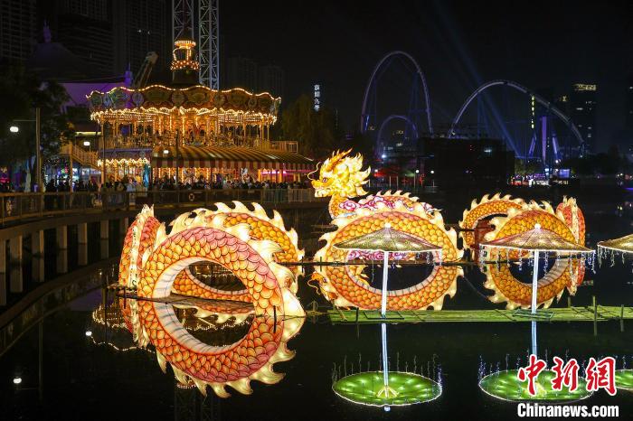 Festa das Lanternas do Ano do Drag?o de Wuhan é inaugurada
