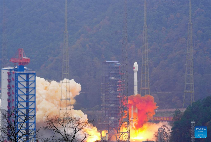 China lan?a novos satélites para aprimorar servi?os do BDS-3