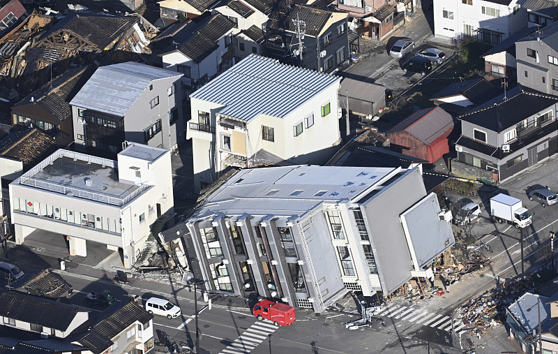 Número de mortos sobe para 13 em forte terremoto no Jap?o