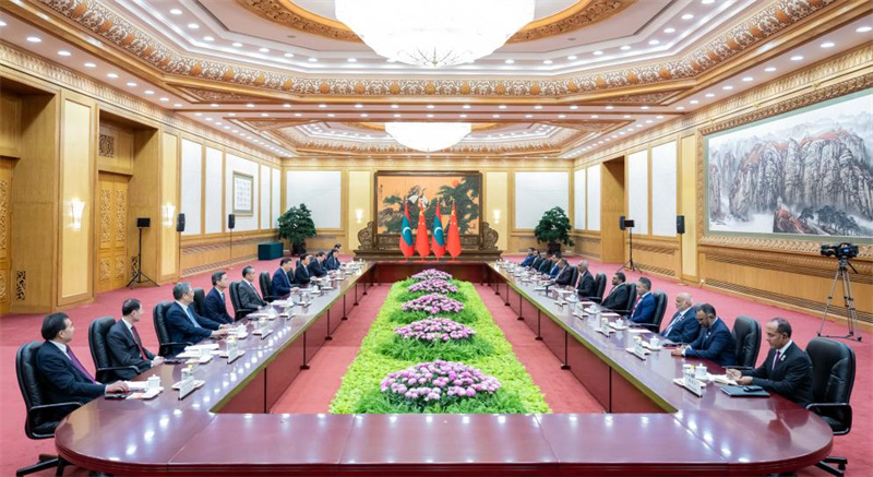 Presidentes da China e das Maldivas realizam conversas