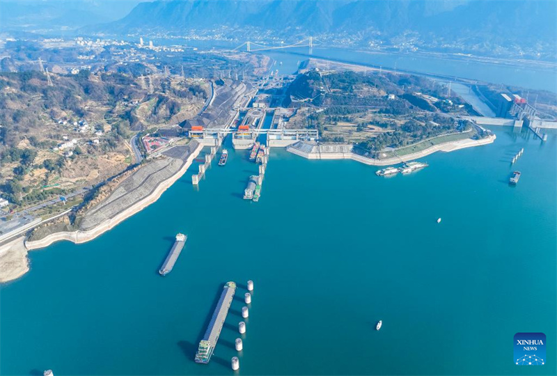 Galeria: movimenta??o de carga via Barragem das Três Gargantas atinge recorde