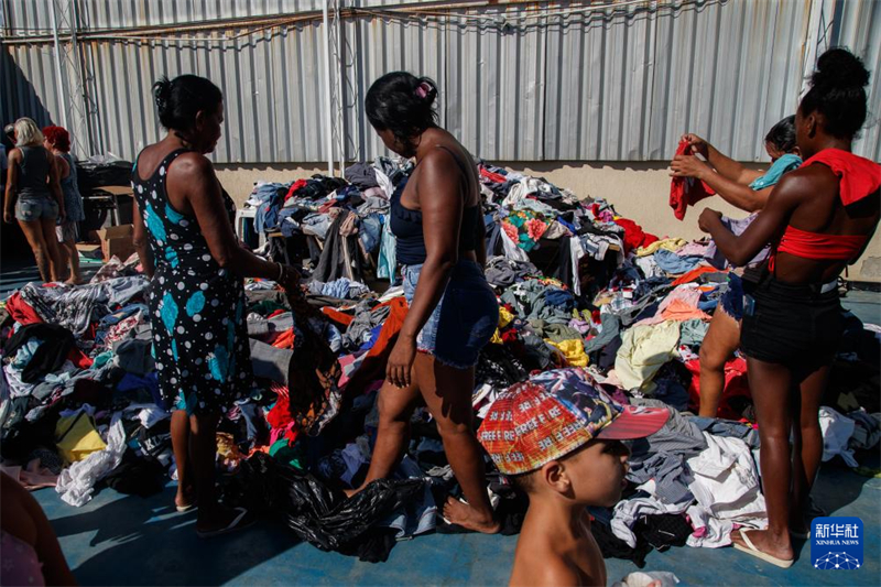 Rio de Janeiro inicia reconstru??o após período de chuvas torrenciais