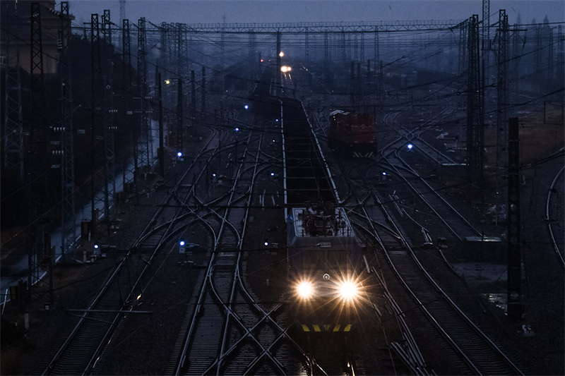 Oficina de manuten??o ferroviária de Jiang'an prepara período do Festival da Primavera