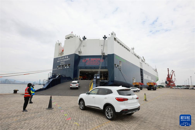 Porto de Xiamen registra maior volume de exporta??o marítima de veículos em envio único