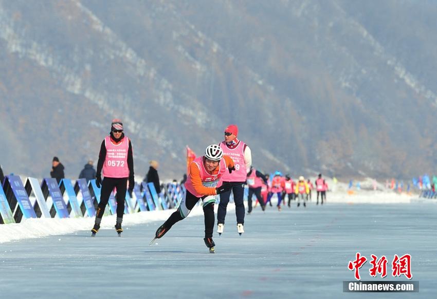 Primeira Maratona de Patina??o no Gelo inaugurada em Jilin