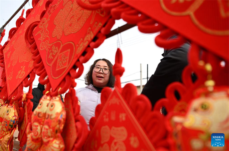 Tianjin abra?a atmosfera festiva do Ano Novo Chinês