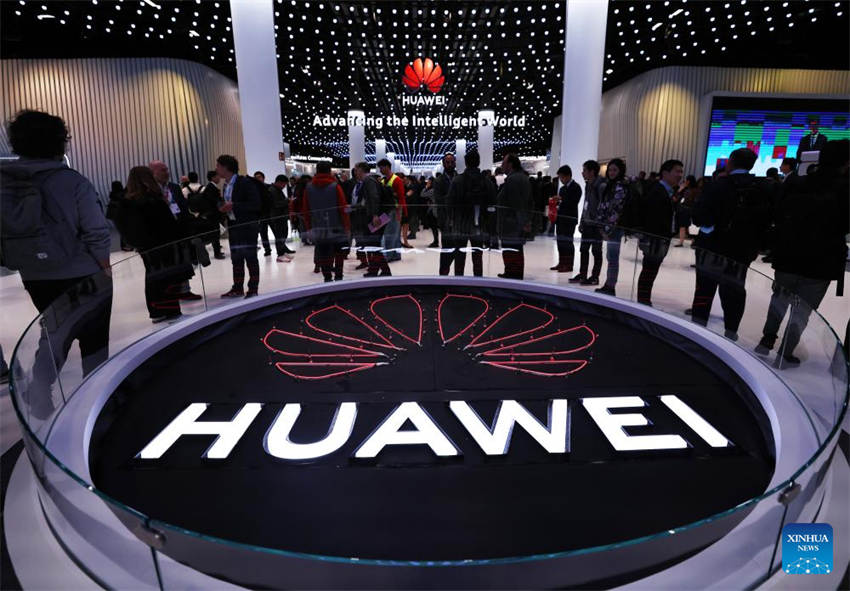Congresso Mundial de Telefonia Móvel 2024 abre com foco em 5G e inova??es de IA
