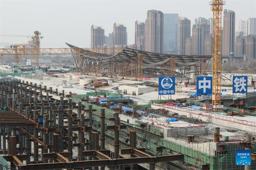 Esta??o Ferroviária do Subcentro de Beijing está em andamento