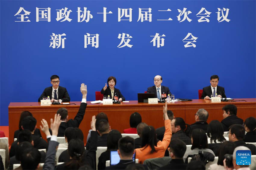 Principal órg?o consultivo político da China realiza coletiva de imprensa antes da sess?o anual