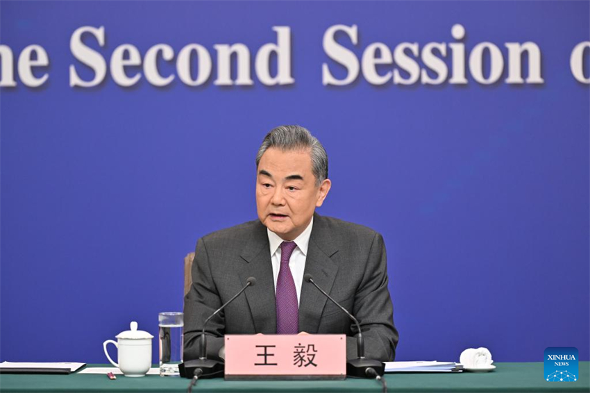 Chanceler da China se reúne com imprensa sobre política externa e rela??es exteriores