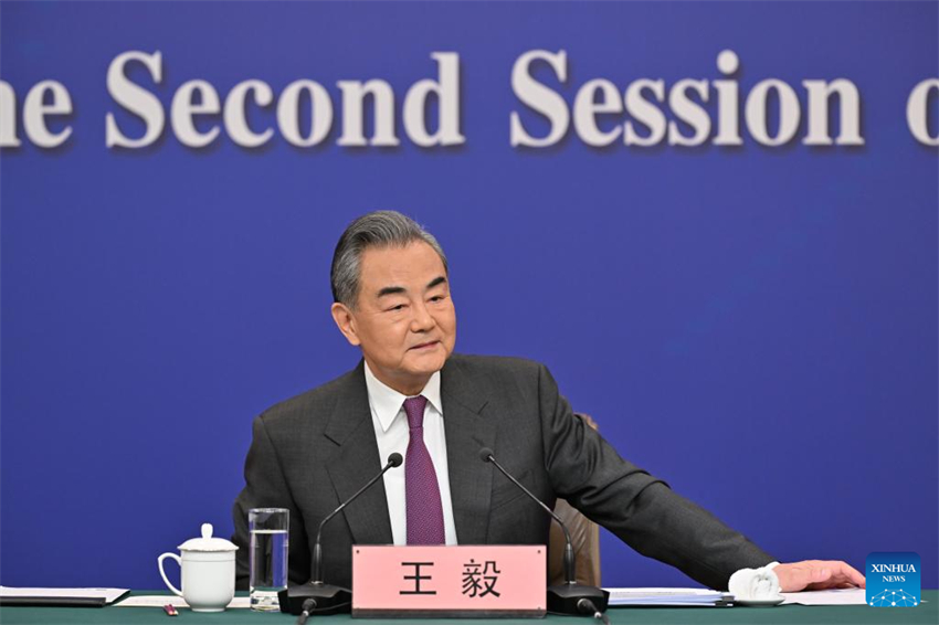 Chanceler da China se reúne com imprensa sobre política externa e rela??es exteriores