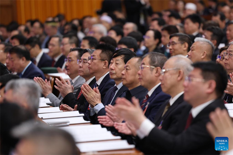 A 3a reuni?o plenária da 2a sess?o do 14o Comitê Nacional do CPPCCh foi realizada em Beijing