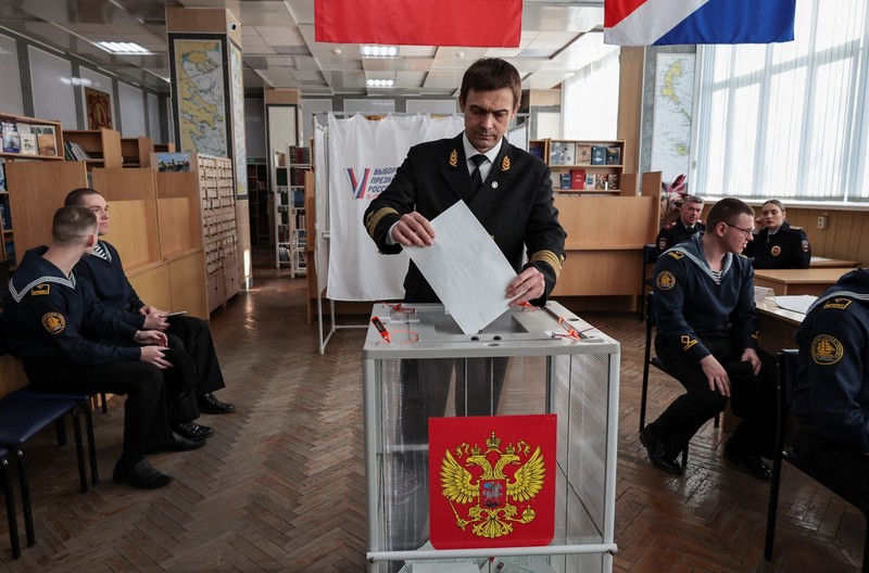 Rússia inicia elei??es presidenciais oficialmente