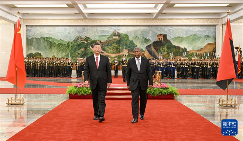 Xi Jinping e presidente de Angola buscam novo patamar nas rela??es dos dois países